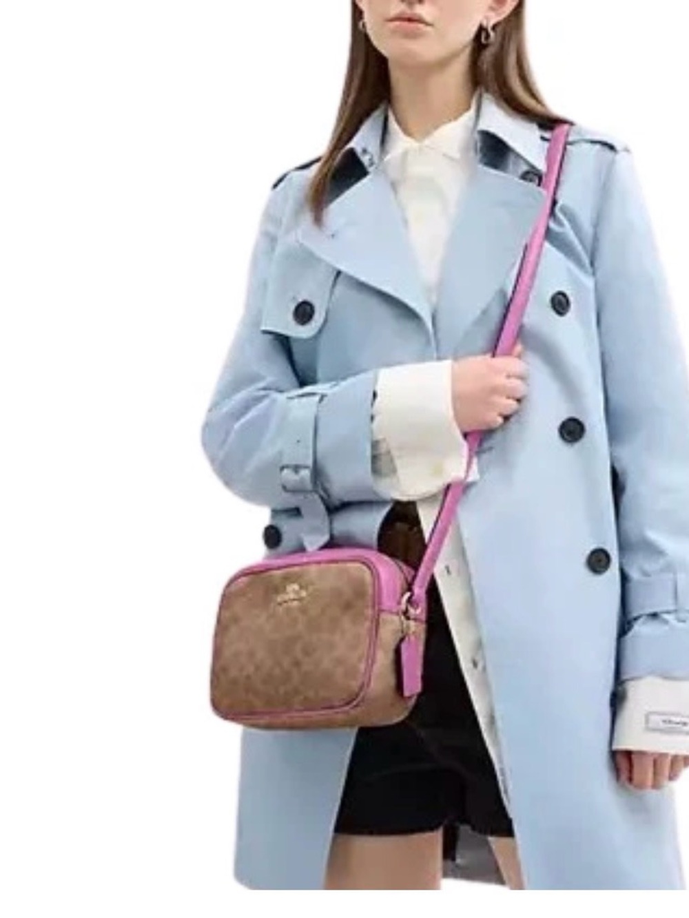 Coach
JAMIE CAMERA BAG IN SIGNATURE CANVAS. New no tag